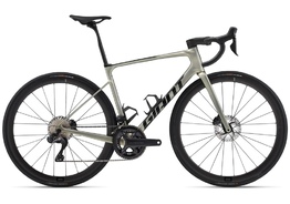 2024 Giant Defy Advanced SL 1 Road Bike ( PIENARBIKESHOP )